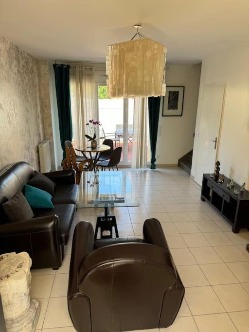 Superbe Duplex-15 Min Disneyland Villa Croissy-Beaubourg Exterior photo